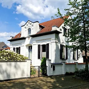 Fischer Von 1875 - Kuscheliges Im Grünen , Meerbusch Deutschland