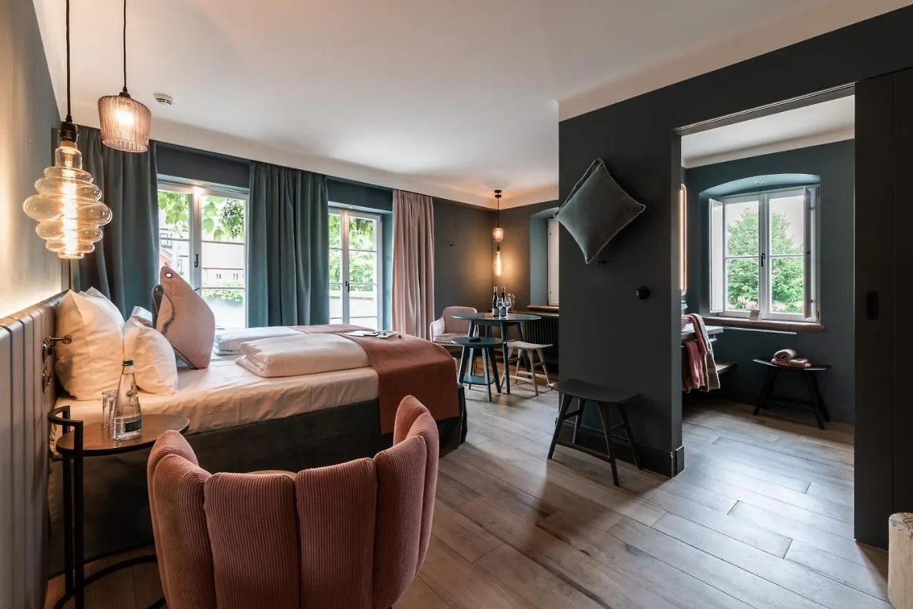 Hotel / Weingut Meintzinger Frickenhausen
